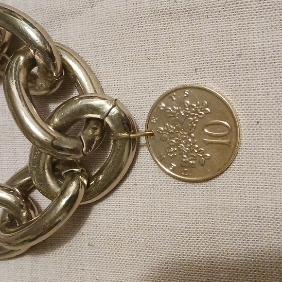 Heavy weight Chuncky coin 1986 Jamaica Bracelet. - Picture 2 of 7
